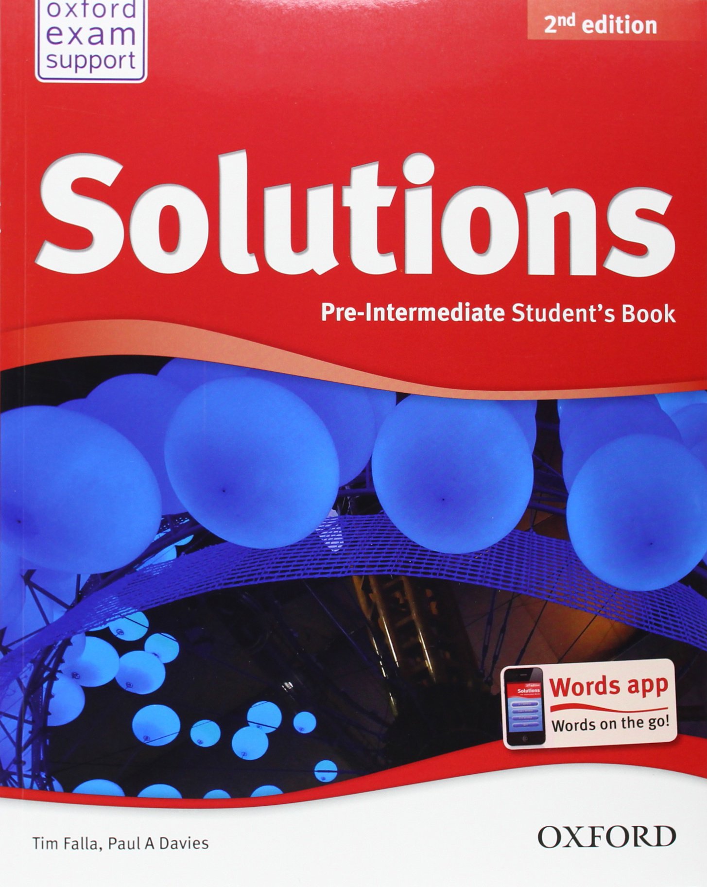 SOLUTIONS PRE-INTERMEDIATE 2nd ED Student's Book